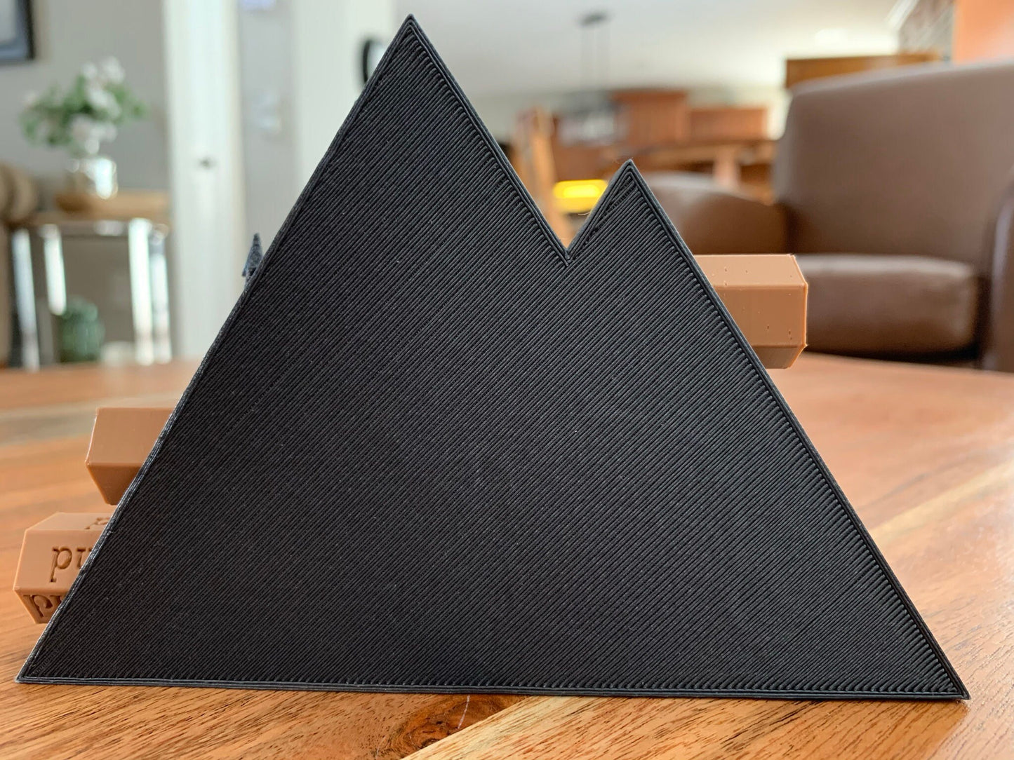 Close-up of the backside of a 3D printed pellet label magnet with no exposed magnets.